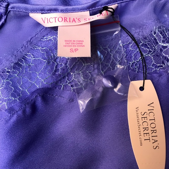 Victorias Secret Lavender Satin Robe and Satin & Lace Slip/Chemise - S -… - Picture 8 of 8